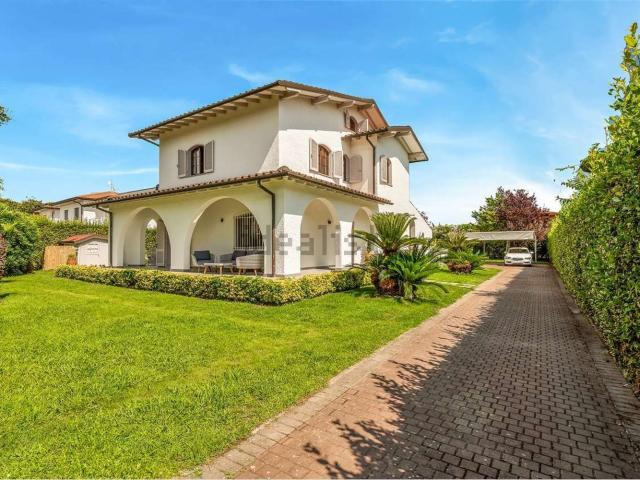 Casa in affitto a Vittoria Apuana, Forte Dei Marmi