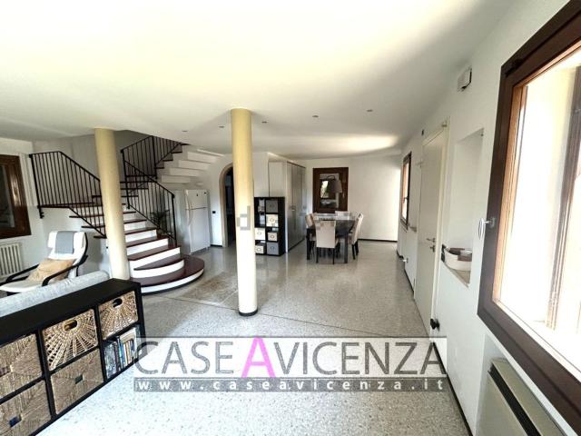 Casa in affitto a Camisano Vicentino, Veneto