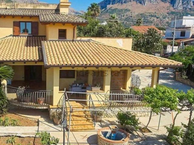 Casa in affitto a Cinisi, Sicilia