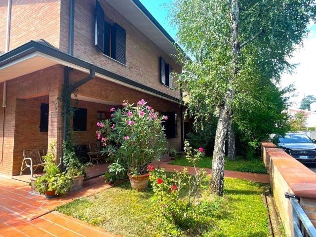 Casa in affitto a Unione di comuni Terre di Castelli, Castelnuovo Rangone