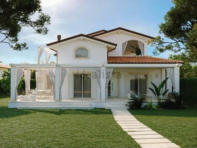 Casa in affitto a Roma Imperiale, Forte Dei Marmi