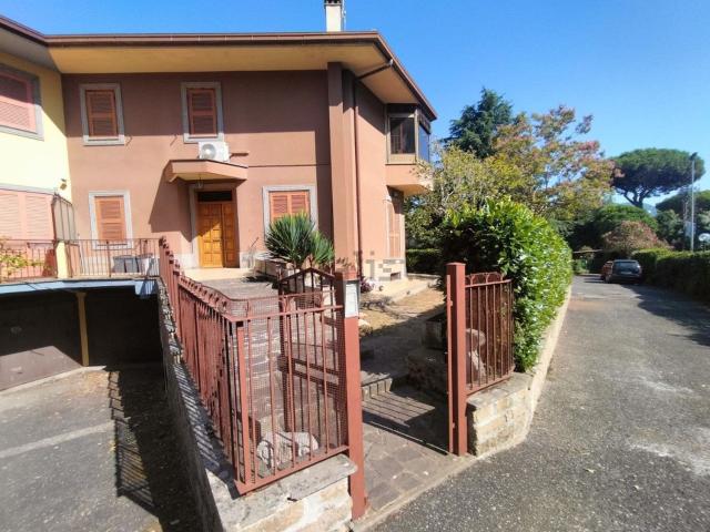 Casa in affitto a Pratone-belvedere, Monte Porzio Catone
