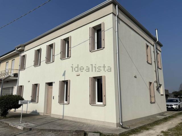 Casa in affitto a Piacenza d'Adige, Padova