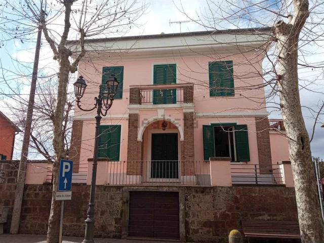Casa in affitto a Barbarano Romano, Lazio