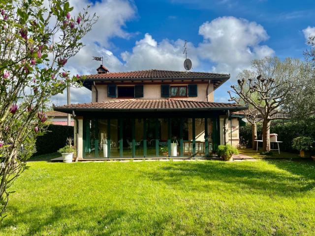 Casa in affitto a Tonfano, Toscana