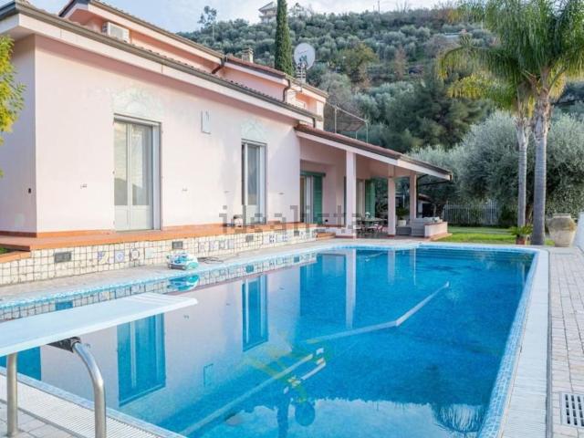Casa in affitto a Taggia, Castellaro