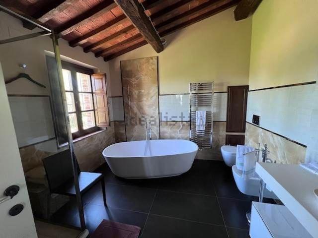 Casa in affitto a Lucignano, Toscana