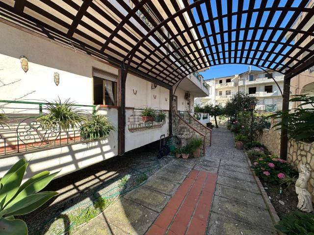 Casa in affitto a Calabria, Reggio Calabria