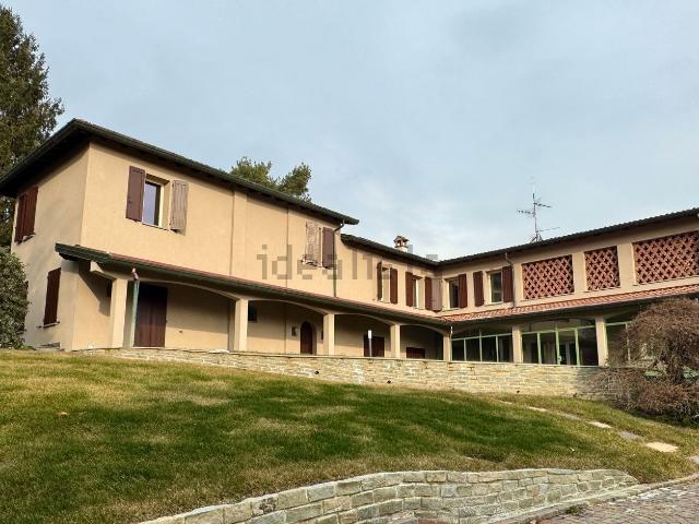 Casa in affitto a Comunità Montana del Piambello, Cantello