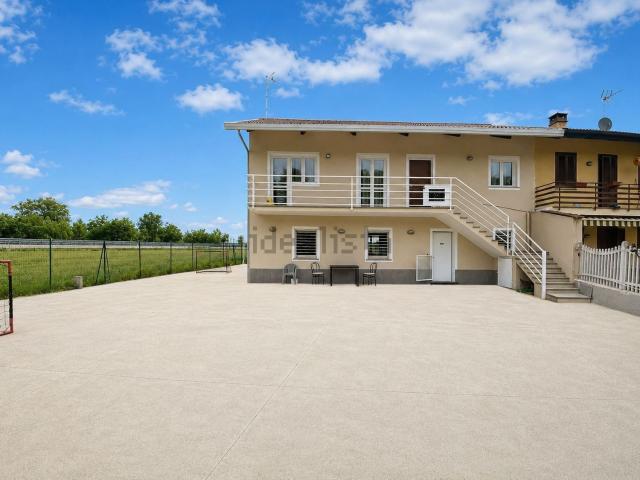 Casa in affitto a Sommariva del Bosco, Piemonte