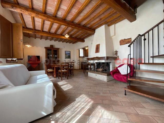 Casa in affitto a Magione, Umbria