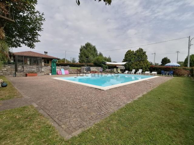 Casa in affitto a Gattico-Veruno, Piemonte