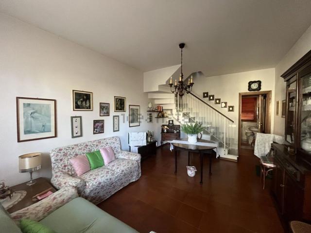 Casa in affitto a Marina di Massa, Marina Di Massa