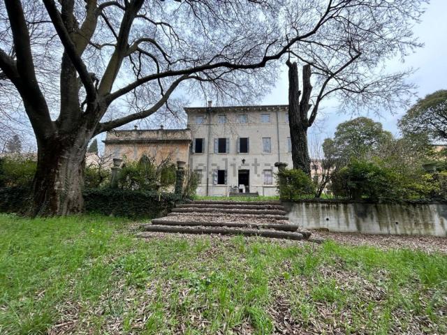 Casa in vendita a Tregnago, Veneto
