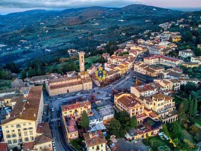 Casa in vendita a Fiesole, Toscana