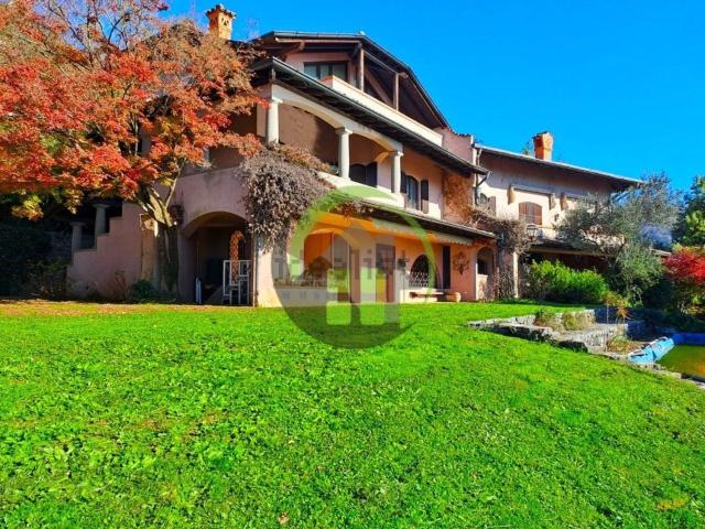 Casa in vendita a Gandino, Lombardia