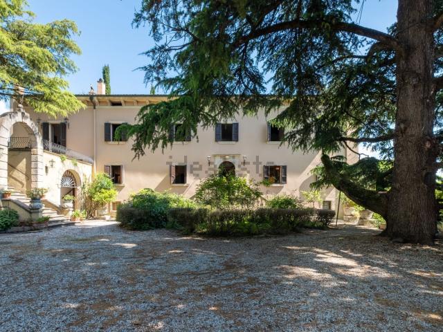 Casa in vendita a Lavagno, San Briccio
