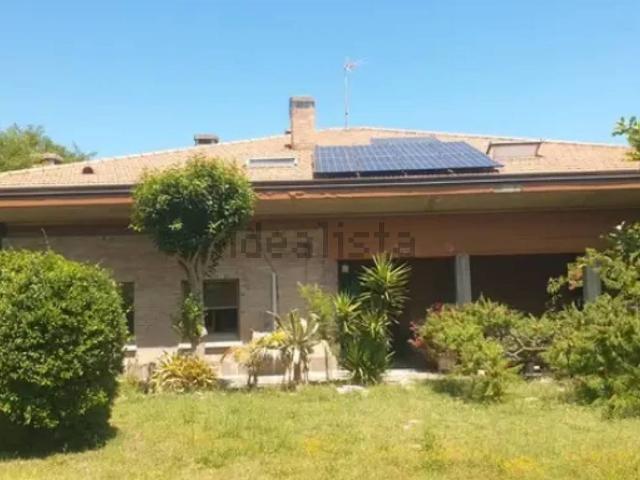 Casa in vendita a Vivere Verde, Marche
