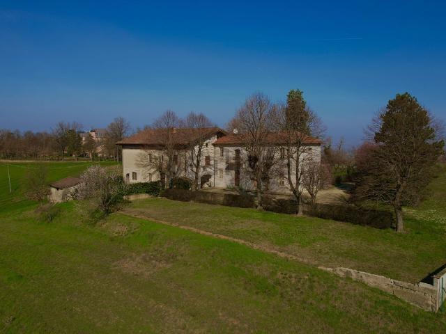 Casa in vendita a Piemonte, Alessandria