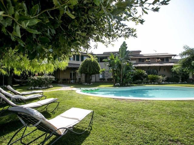 Casa in vendita a Calabria, Reggio Calabria