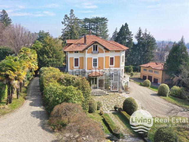 Casa in vendita a Velate, Varese