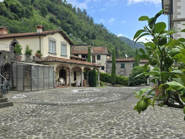Casa in vendita a Unione dei comuni Media Valle del Serchio, Ponte A Serraglio