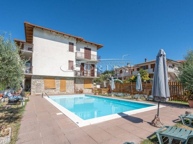 Casa in vendita a Passignano Sul Trasimeno, Umbria