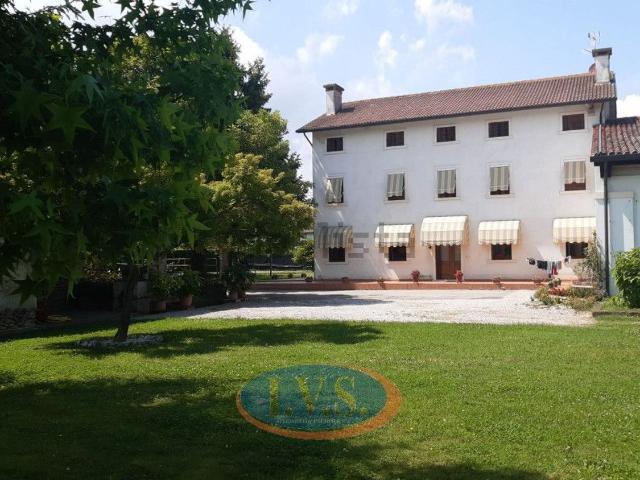 Casa in vendita a Montegalda, Veneto