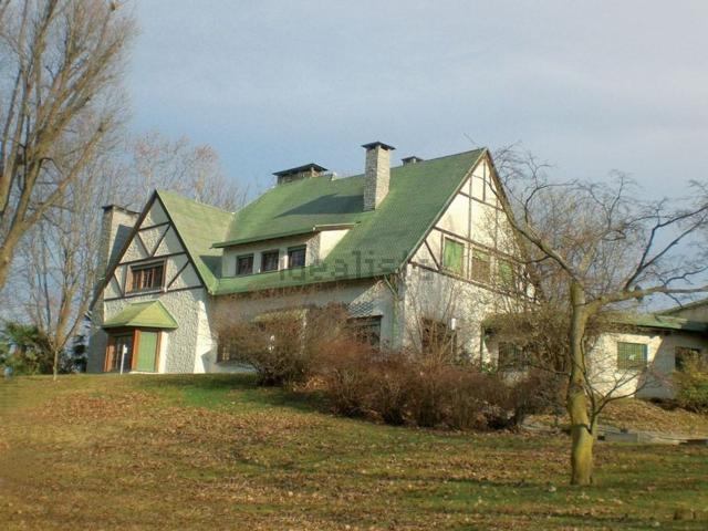 Casa in vendita a Buguggiate, Lombardia