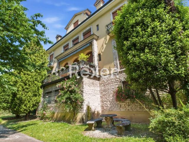 Casa in vendita a Vicenza, Veneto