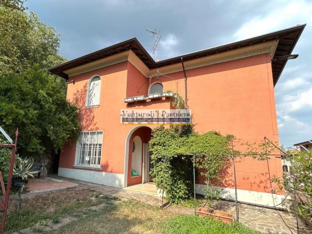 Casa in vendita a Zona Est, Brescia