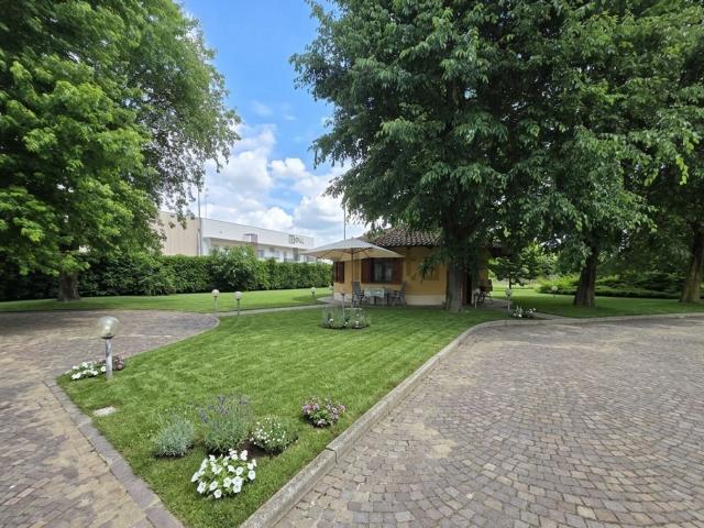 Casa in vendita a Piemonte, Novara
