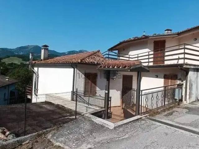 Casa in vendita a Marche, Pesaro E Urbino