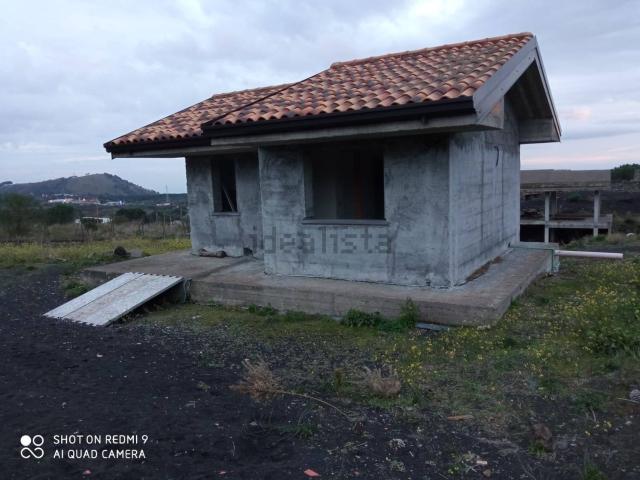 Casa in vendita a Belpasso, Sicilia