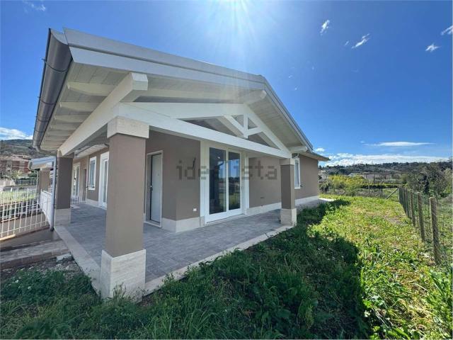 Casa in vendita a Terni, Umbria