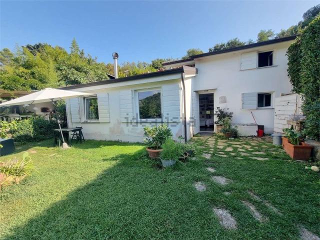 Casa in vendita a Zanego, Lerici