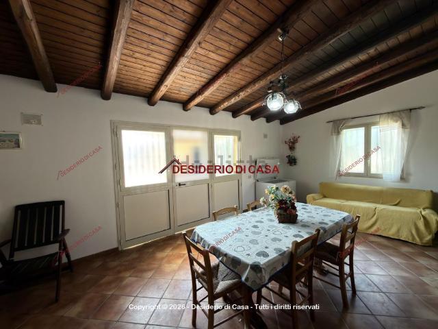 Casa in vendita a Campofelice di Roccella, Palermo
