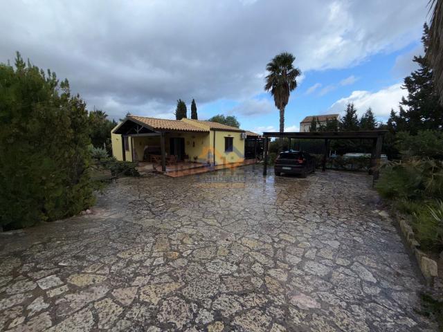 Casa in vendita a Case Buffa, Castellammare Del Golfo