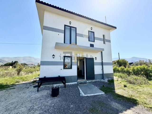 Casa in vendita a Partinico, Sicilia
