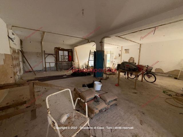 Casa in vendita a Partinico, Sicilia