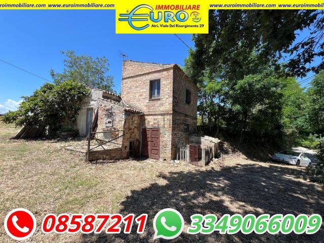 Casa in vendita a Atri, Abruzzo