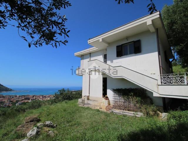 Casa in vendita a Torraca, Campania