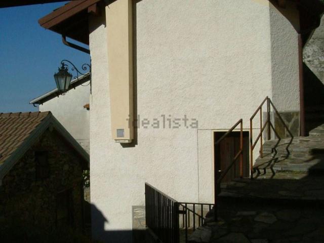 Casa in vendita a Comunità Montana Valli del Verbano, Maccagno