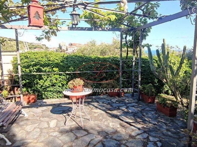 Casa in vendita a Cervo, Liguria