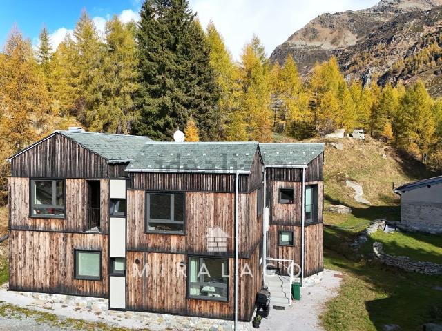 Casa in vendita a Comunità montana della Valchiavenna, Madesimo