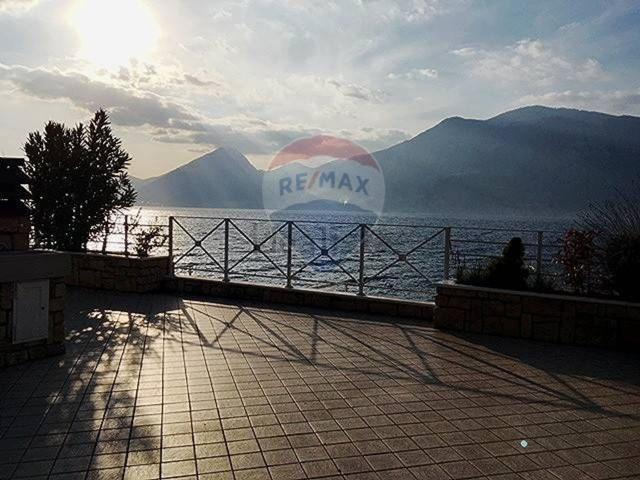 Casa in vendita a Brenzone sul Garda, Campo