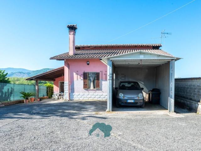 Casa in vendita a Villaggio Rinascita, Roma Capitale