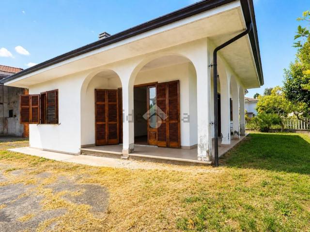 Casa in vendita a Piemonte, Vercelli