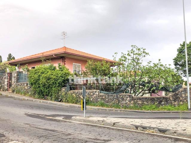 Casa in vendita a Borrello, Belpasso