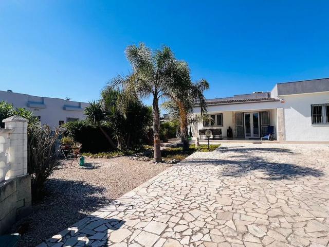 Casa in vendita a Quota 10, Puglia